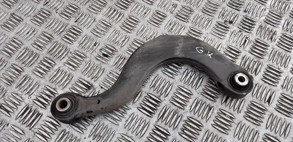 Volkswagen PASSAT B8 Rear upper control arm/wishbone 5Q0505323D