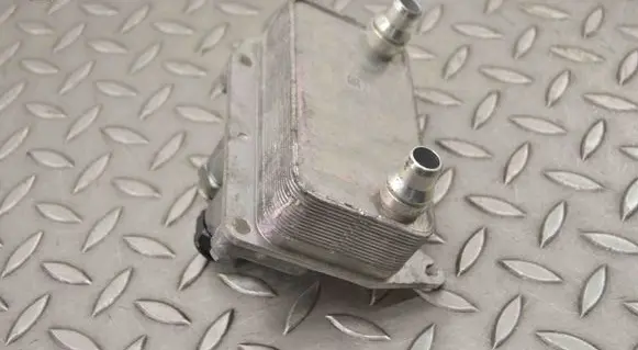 Mercedes-Benz E W238 Gearbox / Transmission oil cooler A0995006300