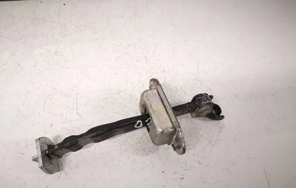 Nissan Note (E11) Rear door check strap stopper