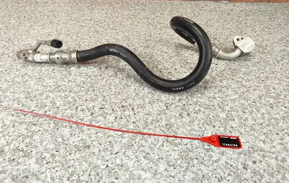 BMW X3 F25 Air conditioning (A/C) pipe/hose 9228238