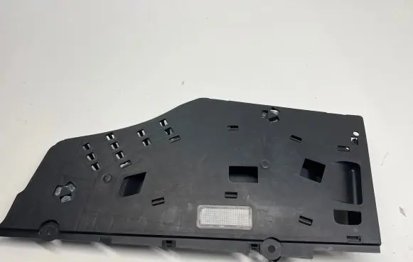 Peugeot 3008 I Dashboard lower bottom trim panel 9685076077 3191930