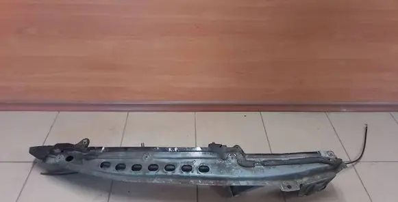 Porsche Cayenne (9PA) Fender mounting bracket 7L5805175A