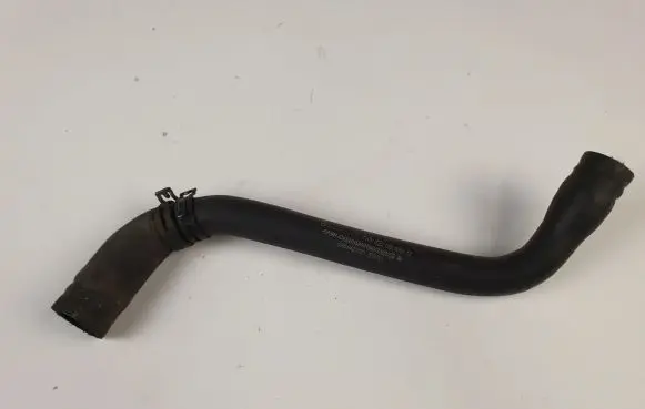 Mercedes-Benz Vito Viano W639 Engine coolant pipe/hose A6395017082