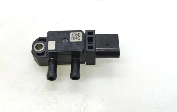Audi A3 S3 8V Exhaust gas pressure sensor 04L906051 DSP10