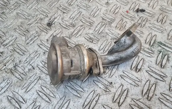 Audi A8 S8 D3 4E EGR valve 07C131166T 07C131101G