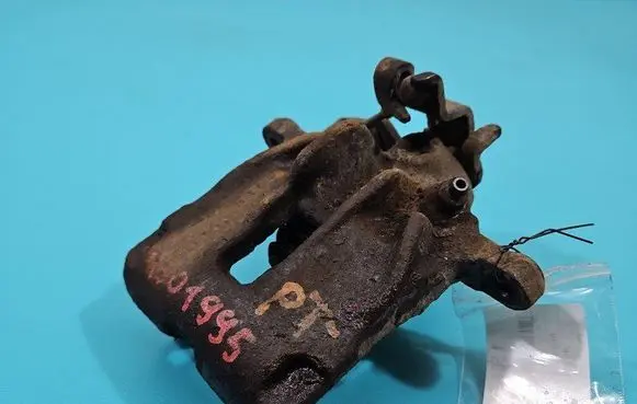Rear brake caliper