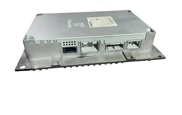Volvo V50 Sound amplifier 31310000