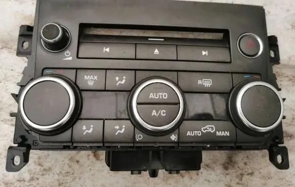 Land Rover Evoque I Climate control unit BJ3214C239CC DR7TA 11090501