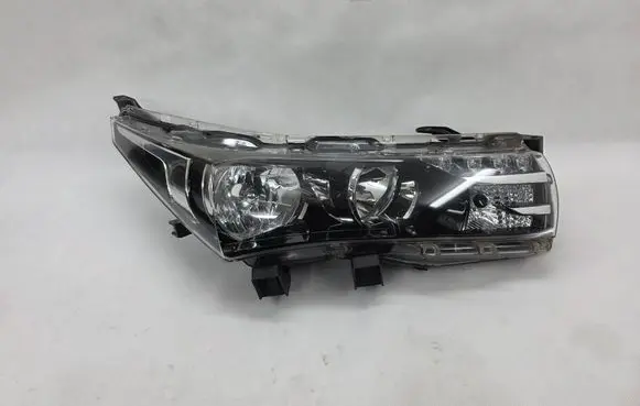 Toyota Corolla E160 E170 Headlight/headlamp 8111002E7100