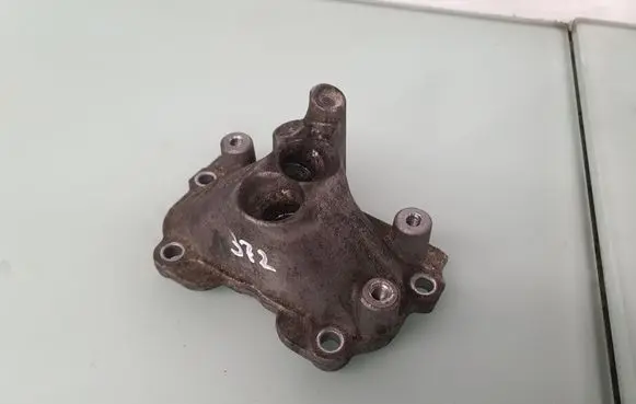 BMW 5 F10 F11 other engine part 7935572 11427935572