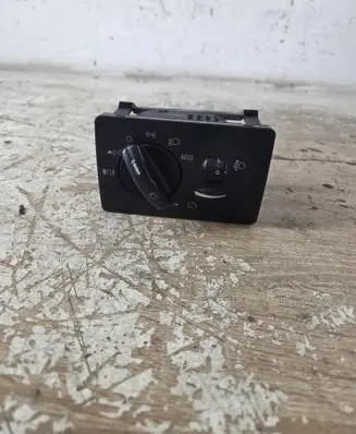 Ford Focus Light switch 4M5T13A024CA