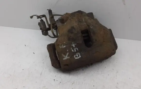 Volkswagen PASSAT B5.5 Front brake caliper