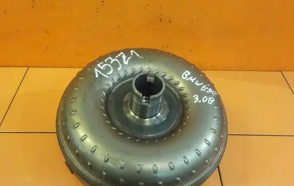 BMW 3 E90 E91 Clutch set kit KONWERTER 153Z1 LUK