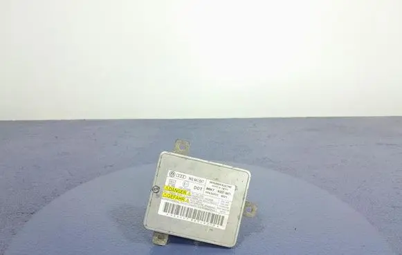 Audi A4 S4 B8 8K Voltage converter/converter module 8K0941597