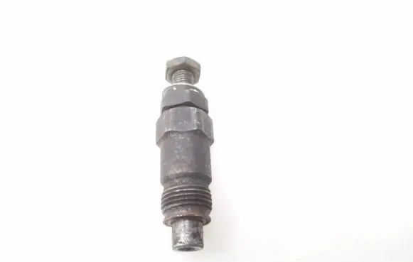 Nissan Patrol Y61 Fuel injector