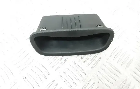 Dodge Durango III Other trunk/boot trim element 1UA33TRMAA