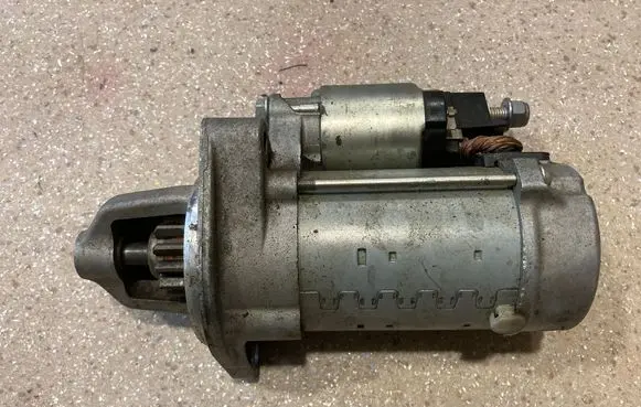BMW M4 F82 F83 Starter motor 7631558