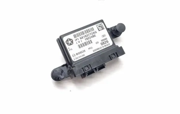 Chrysler Pacifica Parking PDC control unit/module 68193772AG P68193772AG 19224BE