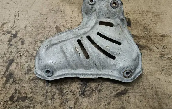 Toyota Auris E180 Exhaust heat shield