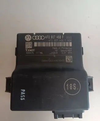 Audi Q7 4L Gateway control module 4F0907468F 404476