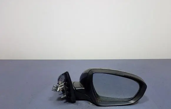 KIA Optima Front door electric wing mirror
