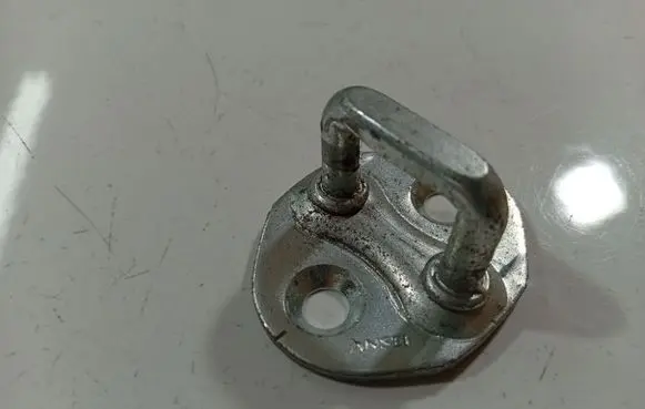Peugeot 4007 Rear door lock loop/hook striker 
