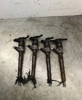Opel Astra J Fuel injectors set 0445110326