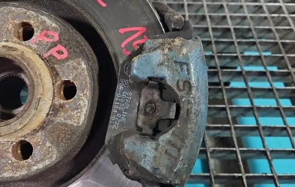 Volkswagen Golf IV Front brake caliper IMPRK1584449