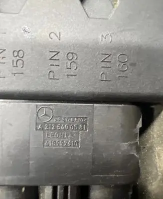 Mercedes-Benz E W212 Fuse box set A2125400581