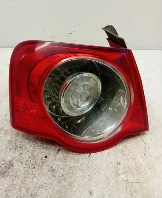 Volkswagen PASSAT B6 Rear/tail lights 3C5945095C