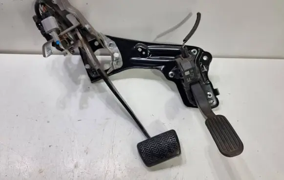 Toyota C-HR I Pedal assembly 78110F4020 21423051454 18100A1