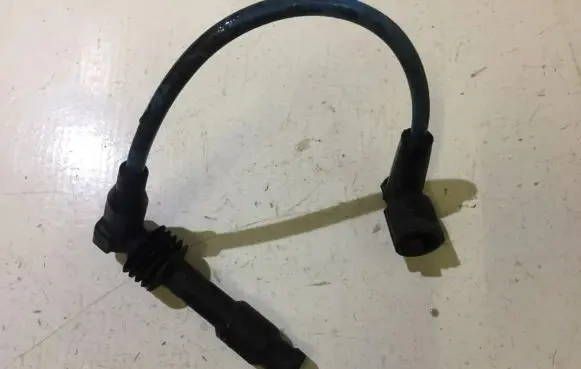 Opel Vectra A Ignition plug leads 0300302102