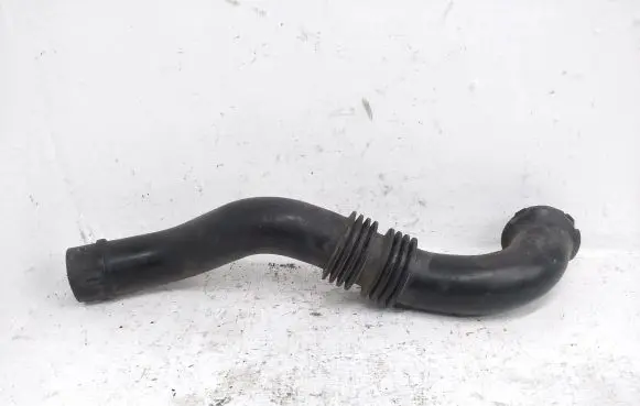 Renault Trafic II (X83) Air intake duct part 8200865653 93861963