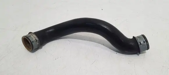 Mercedes-Benz C W204 Engine coolant pipe/hose A2045011582
