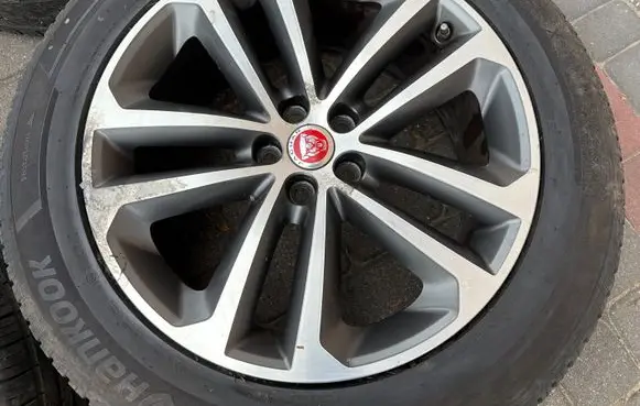 Jaguar F-Pace R19 forged rim HK8M1007VA