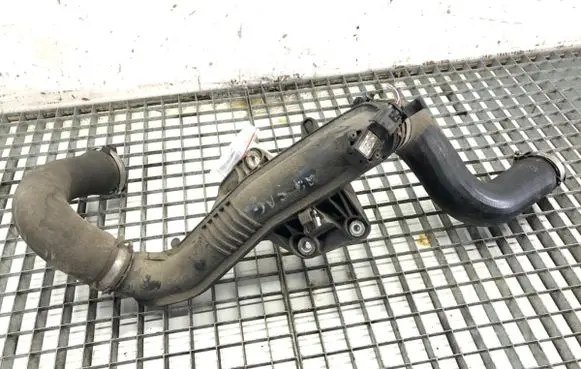 Intercooler hose/pipe