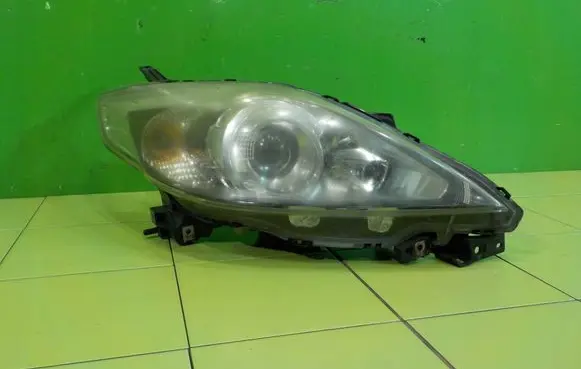 Mazda 5 Headlight/headlamp PRZOD