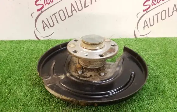 Volkswagen T-Roc Rear wheel hub