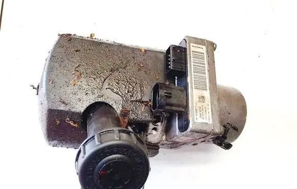 Peugeot 407 Power steering pump 036807D5