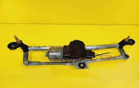 Alfa Romeo 147 Front wiper linkage and motor 0390241514 50501305
