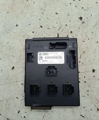 Volkswagen Touareg II Comfort/convenience module 4H0907063D 15012002 4H0907063L