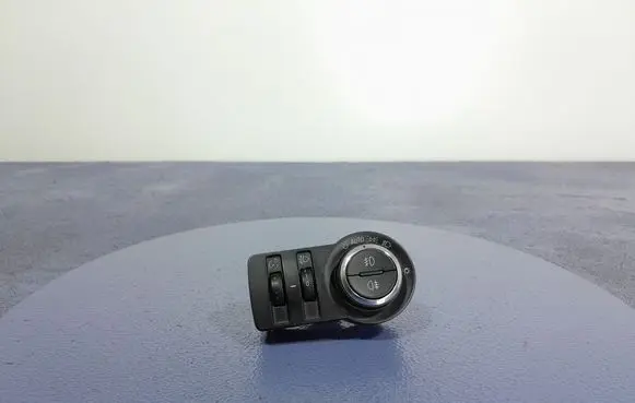 Opel Insignia A Light switch 13268694