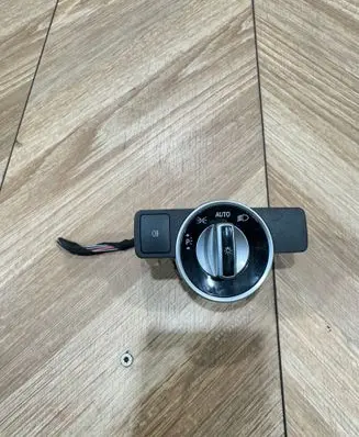 Mercedes-Benz C W204 Light switch 
