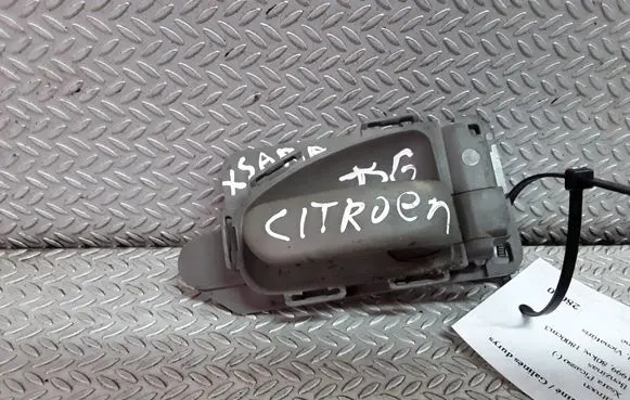 Citroen Xsara Picasso Rear door interior handle 9631487677