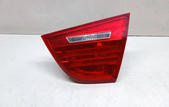 BMW 3 E90 E91 Tailgate rear/tail lights 7154156