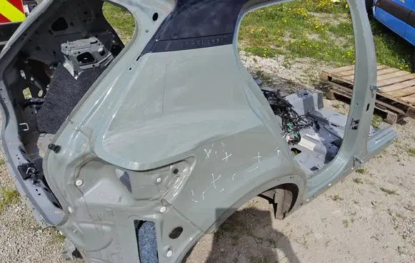 Volvo XC40 Rear quarter panel 