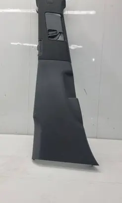 (B) pillar trim (bottom)