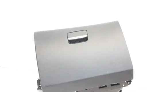 Mercedes-Benz A W176 Glove box 1766800191