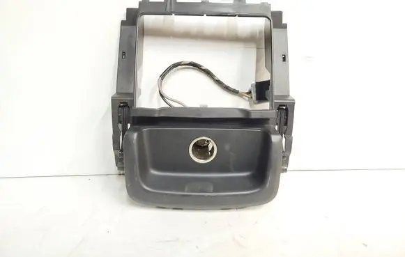 Volvo S60 Cigarette lighter rear 9491290