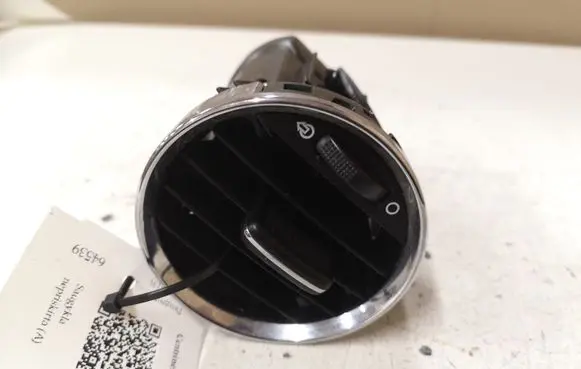 Peugeot 308 Dash center air vent grill 9658515377 305038 1005163